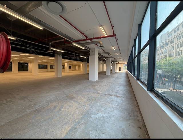 1,423M² BUILDING TO LET IN CAPE TOWN CITY CENTRE